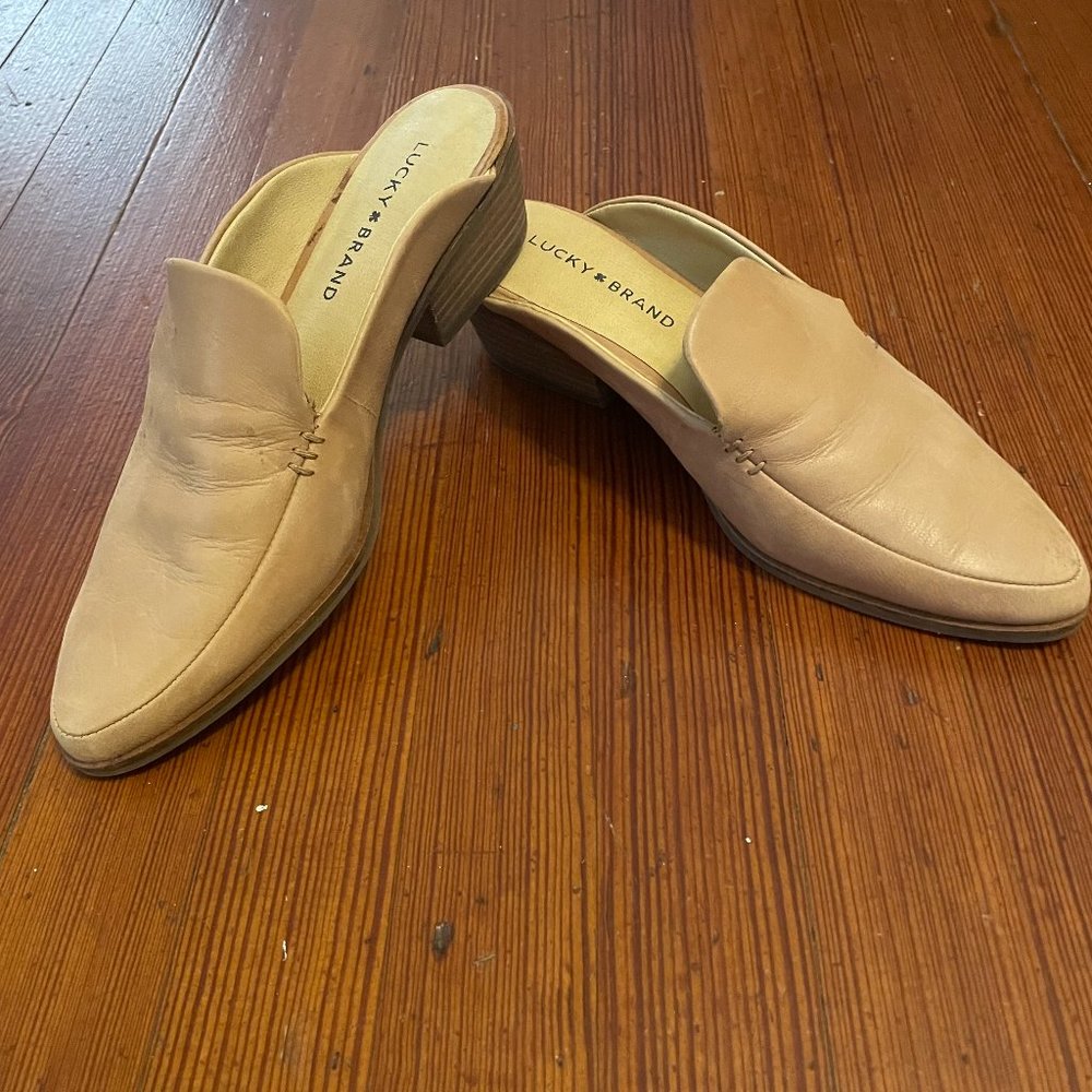 Tan Leather Lucky Brand Slip-Ons sz 8